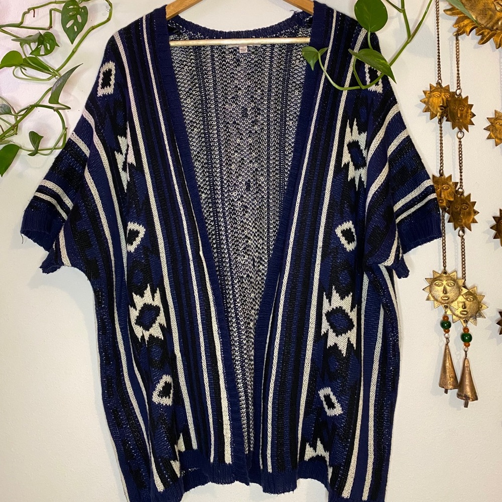 ‼️SOLD on IG‼️ Blu Pepper Short Sleeve Cardigan